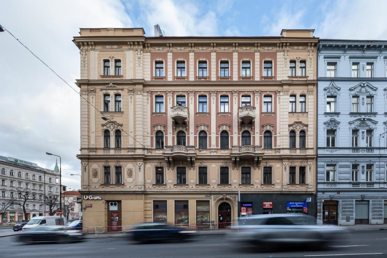 Designer Apartments In New Town By Prague Days - "Included Everything We Needed And More" Экстерьер фото