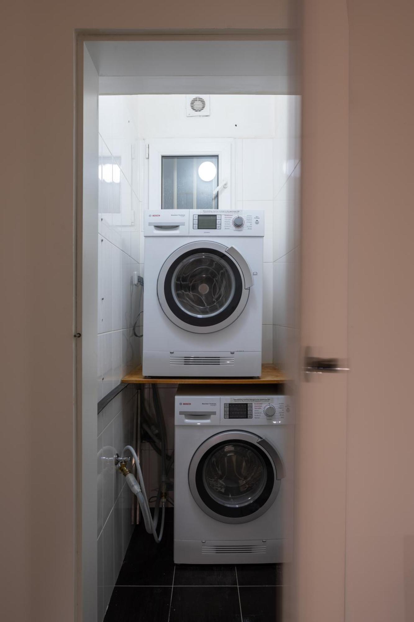 Designer Apartments In New Town By Prague Days - "Included Everything We Needed And More" Номер фото